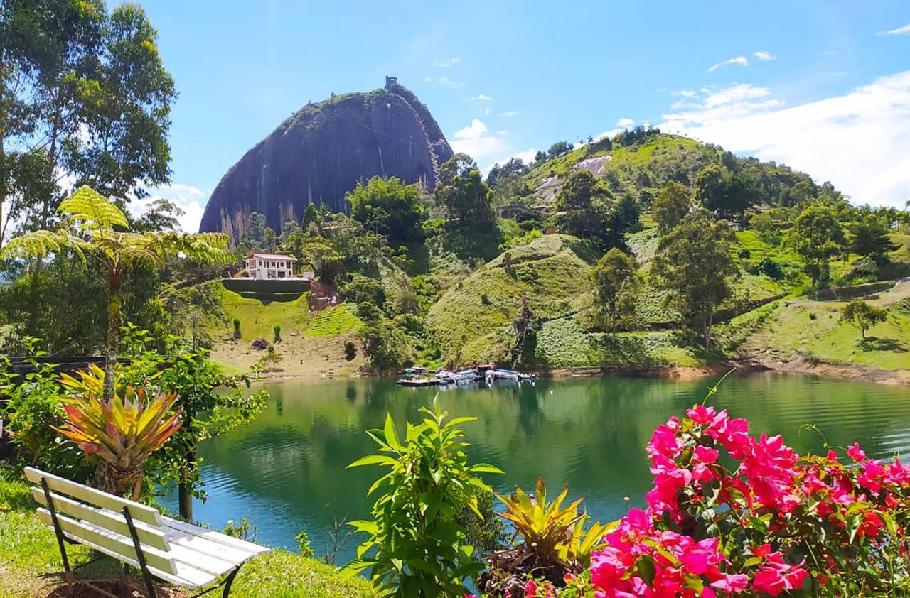 Ecolodge Bahia Del Penon Guatape Luaran gambar