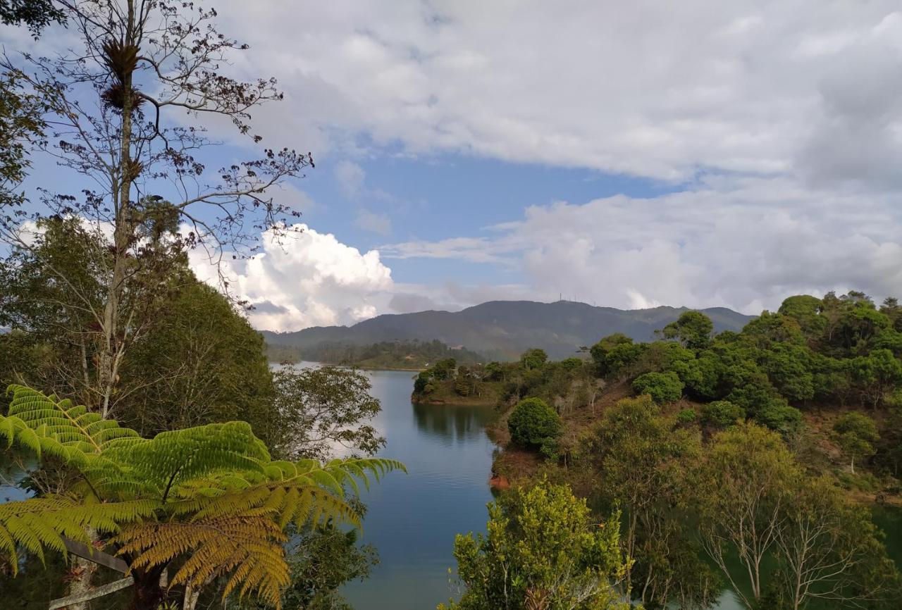 Ecolodge Bahia Del Penon Guatape Luaran gambar