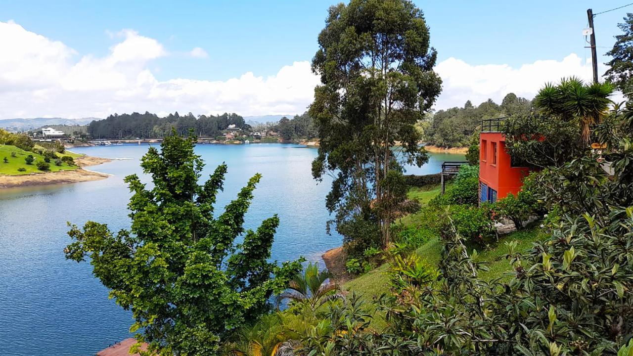 Ecolodge Bahia Del Penon Guatape Luaran gambar