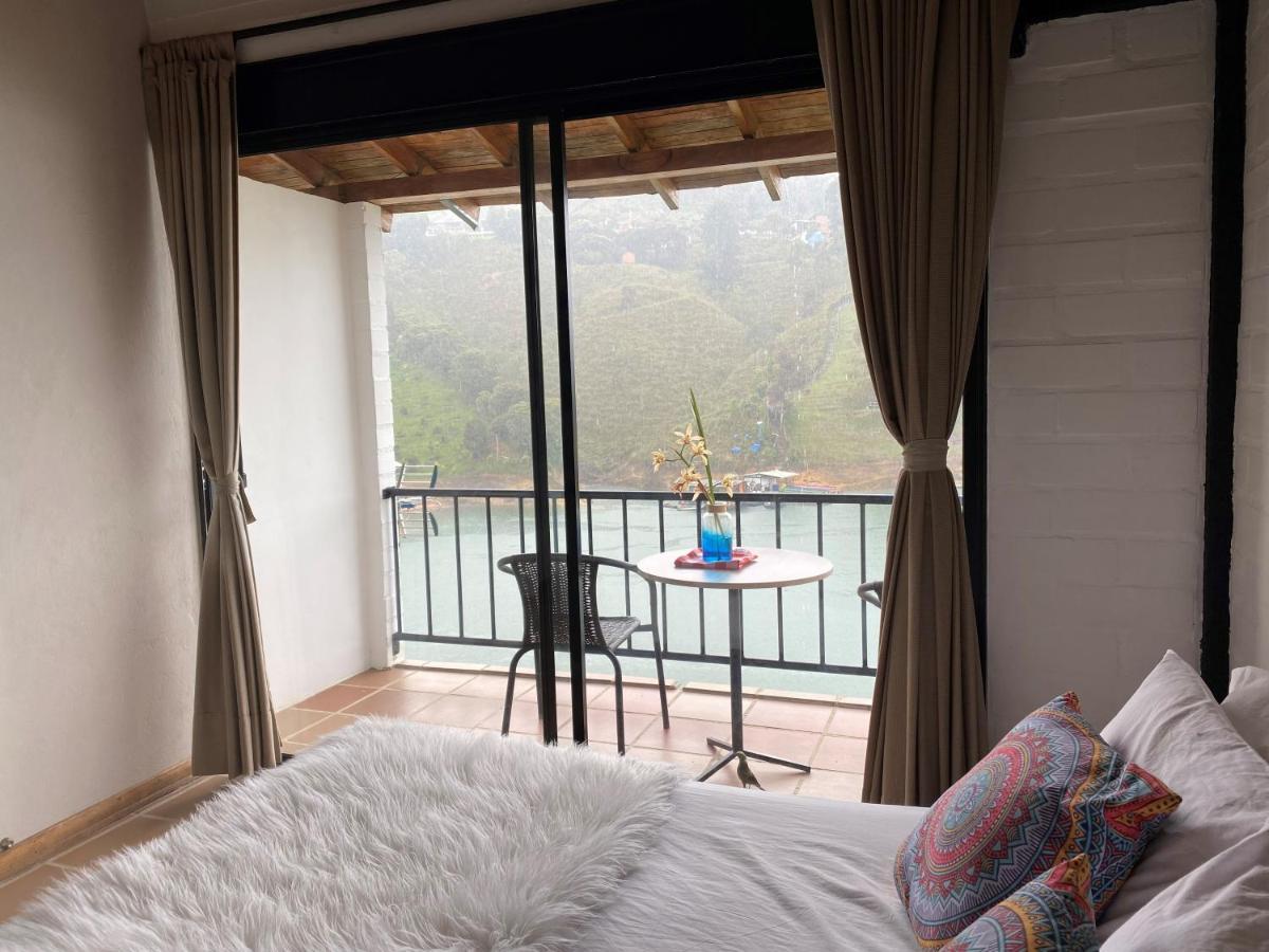 Ecolodge Bahia Del Penon Guatape Luaran gambar