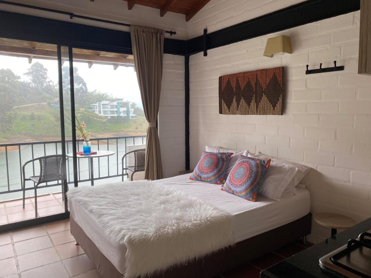 Ecolodge Bahia Del Penon Guatape Luaran gambar