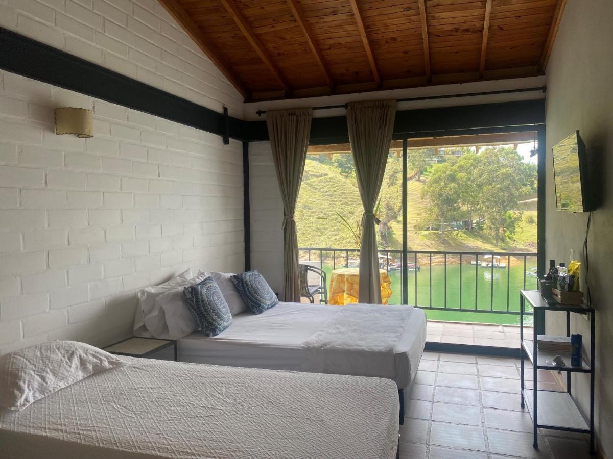 Ecolodge Bahia Del Penon Guatape Luaran gambar