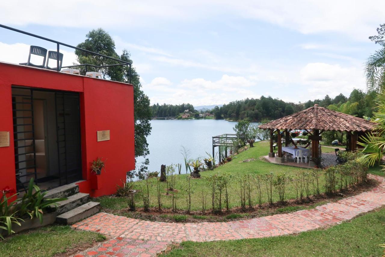 Ecolodge Bahia Del Penon Guatape Luaran gambar