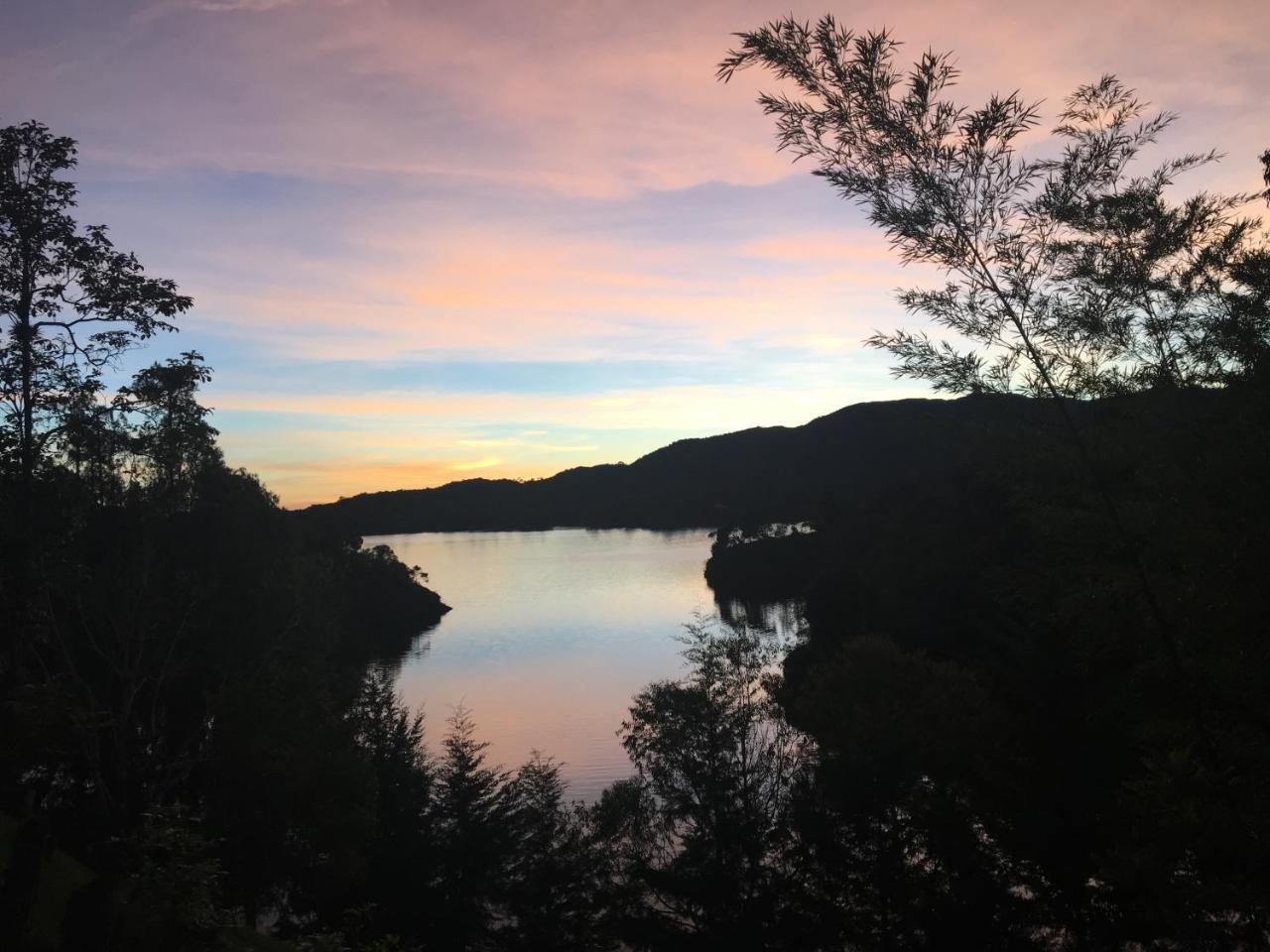 Ecolodge Bahia Del Penon Guatape Luaran gambar