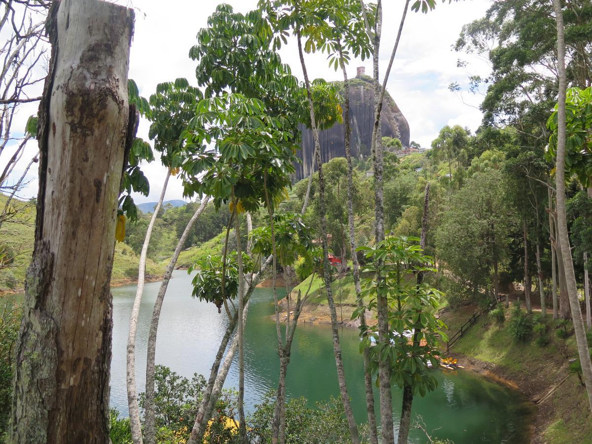 Ecolodge Bahia Del Penon Guatape Luaran gambar