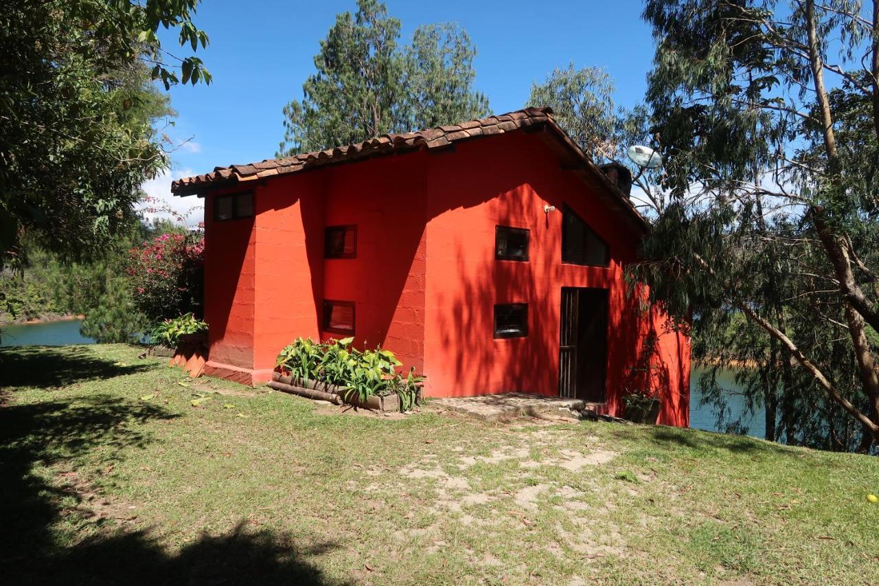 Ecolodge Bahia Del Penon Guatape Luaran gambar