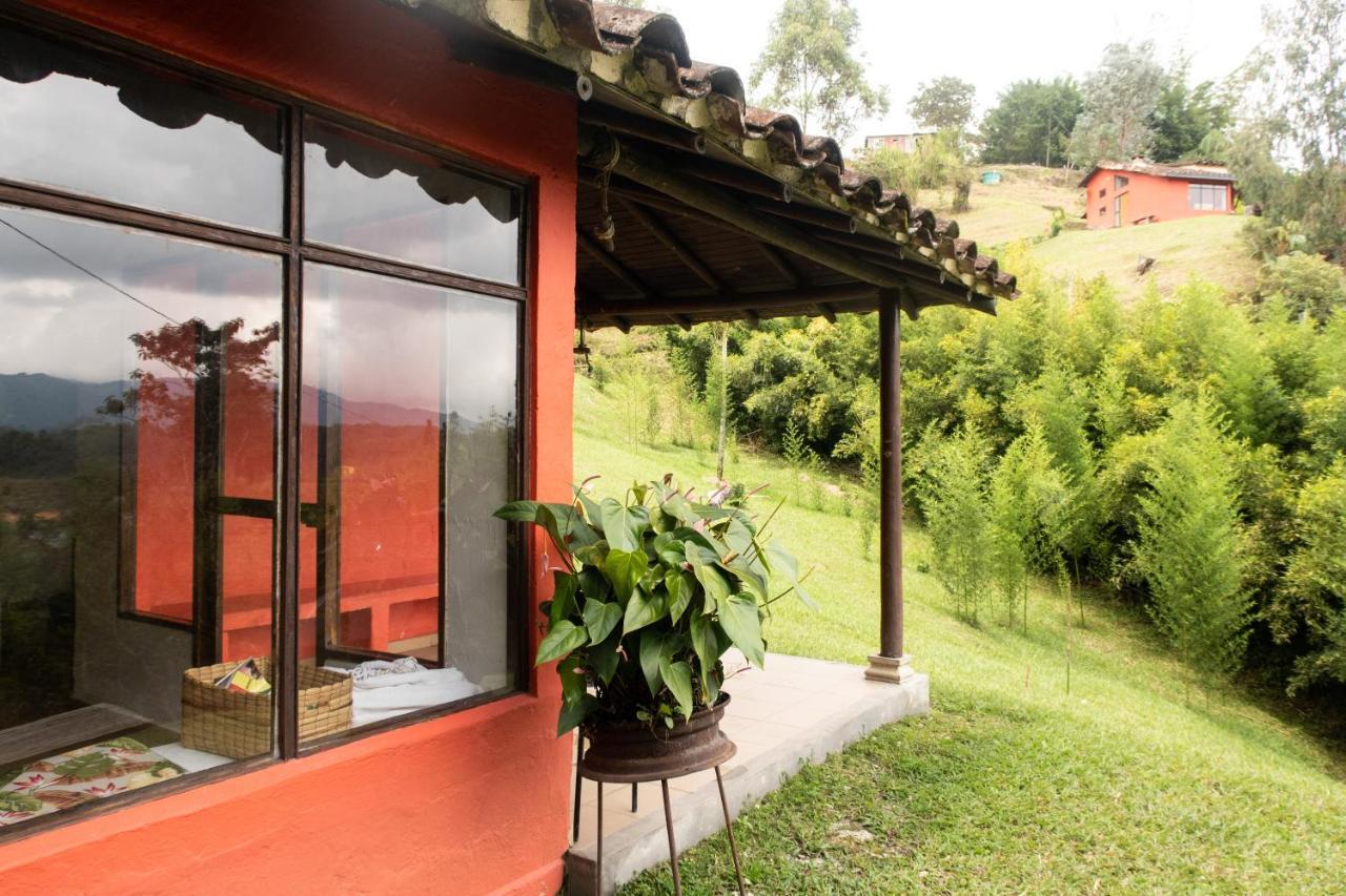 Ecolodge Bahia Del Penon Guatape Luaran gambar