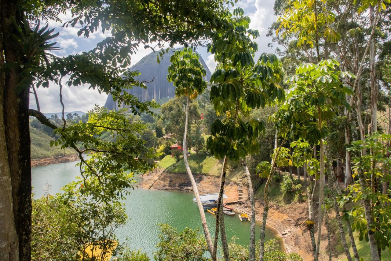 Ecolodge Bahia Del Penon Guatape Luaran gambar